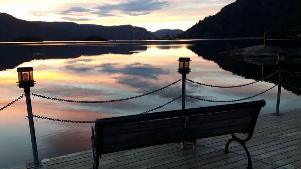 Revsnes Hotel Byglandsfjord Exterior photo